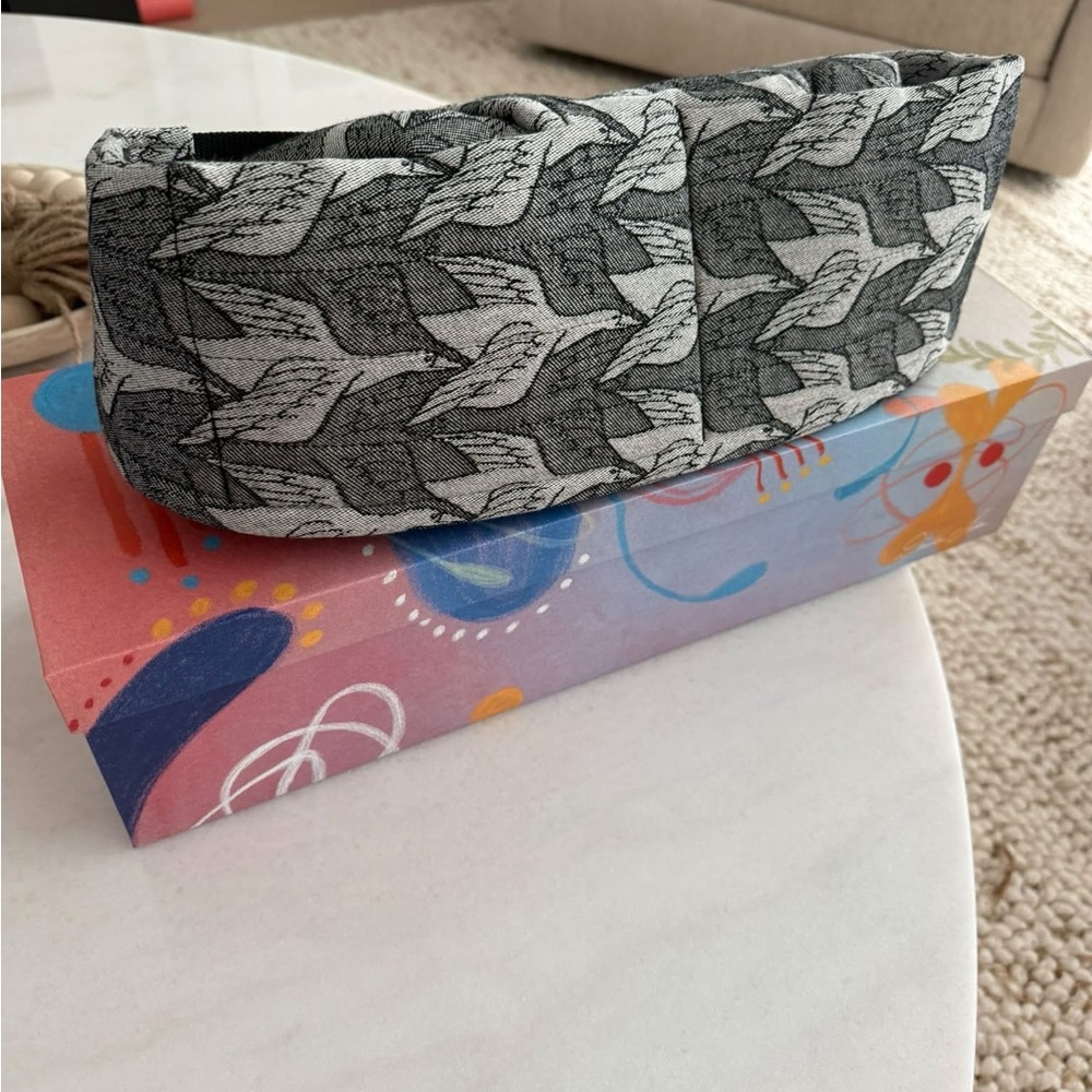 BNIB ARTIPOPPE TWO BIRDS